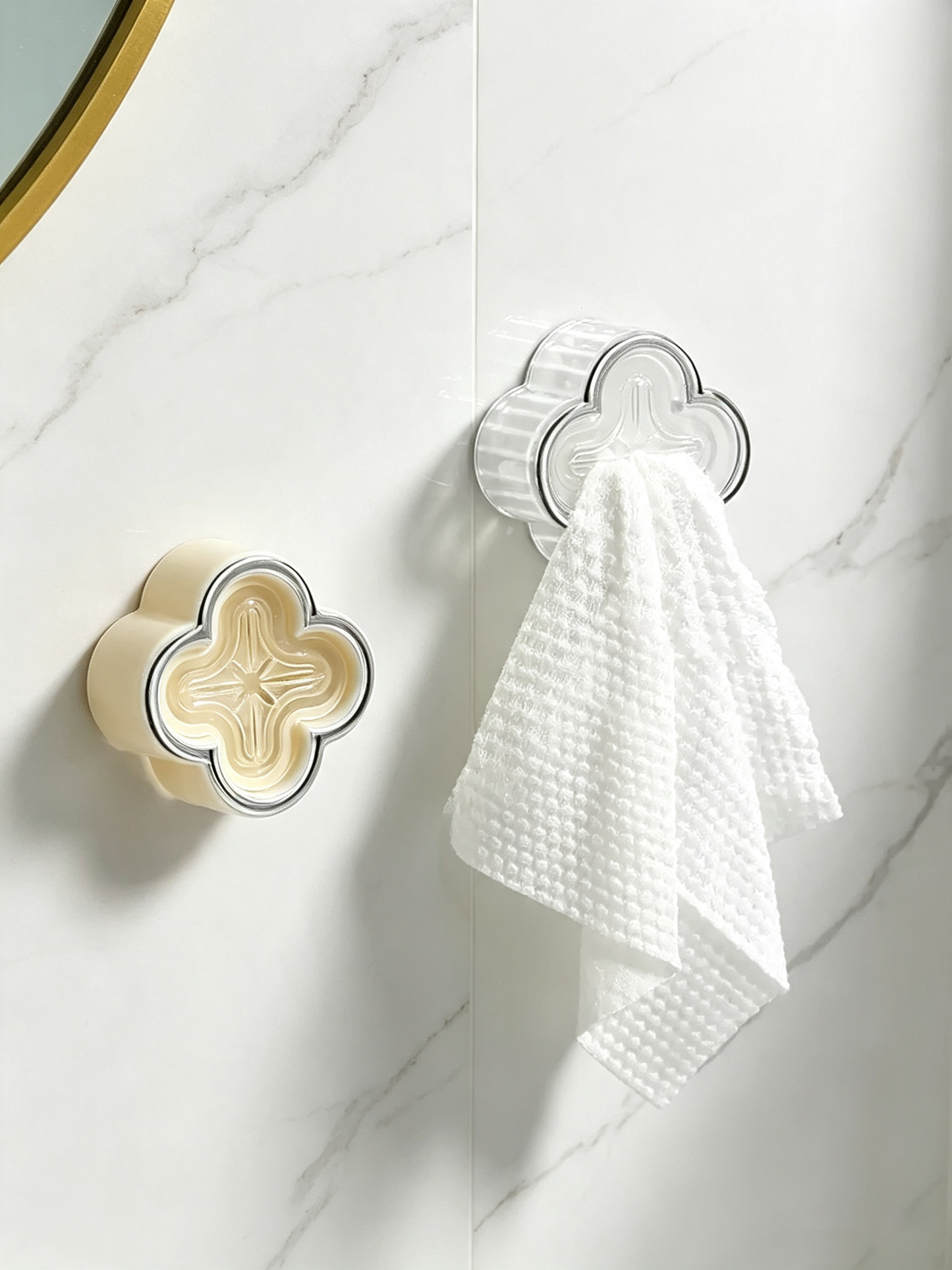Clover-Shaped No-Drill Towel Hook