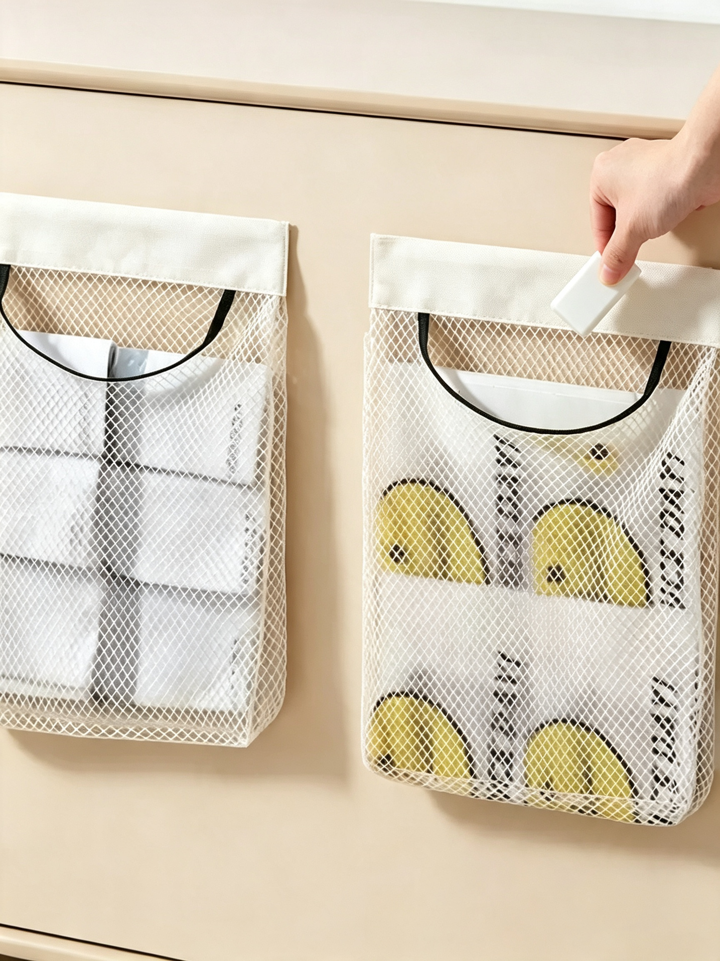 Wall-Mounted Mesh Storage Bag